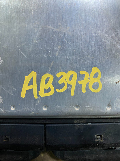 2004 Volkswagen Touareg 4.2L ECM Engine Control Unit ECU OEM AB3978 DG3