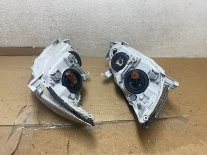2005 to 2006 Toyota Camry Left+Right Side Set Halogen Headlights U2884 DW12