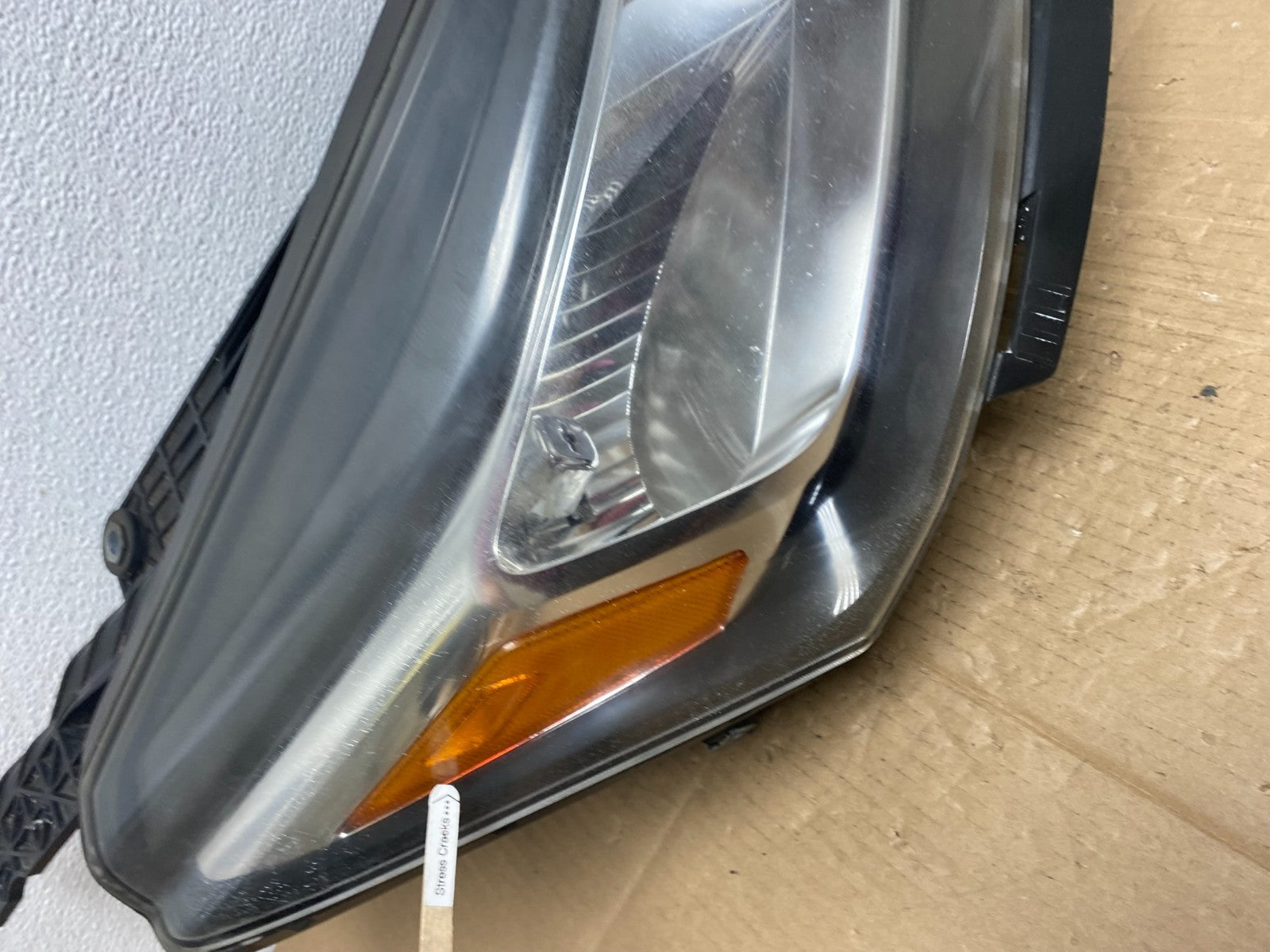 2013-2017 Chevrolet Traverse Right Passenger Side Halogen Headlight AB8182 DW4