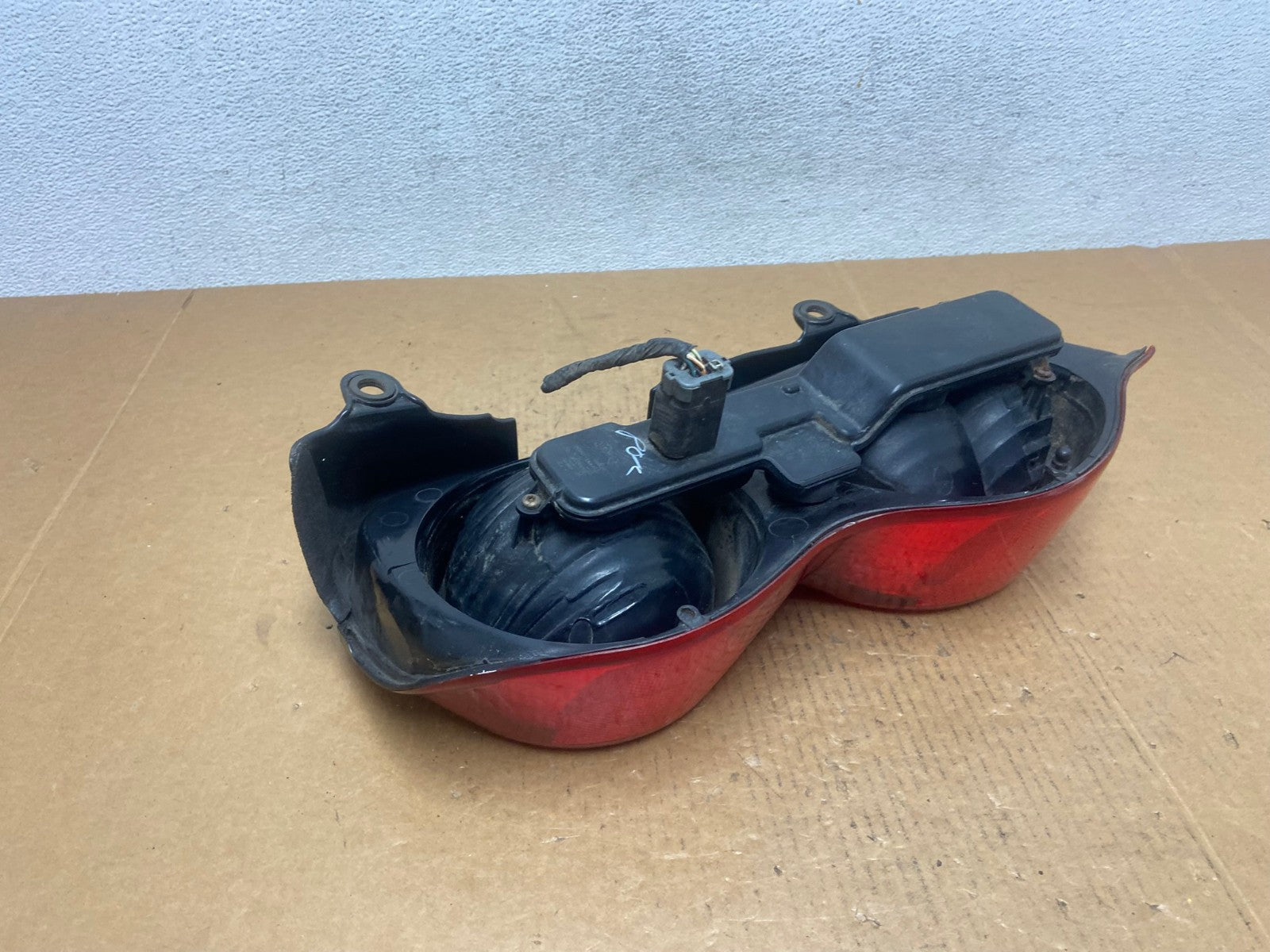 2004-2009 Dodge Durango Tail Light Right Passenger RH Side AE0541 LK4