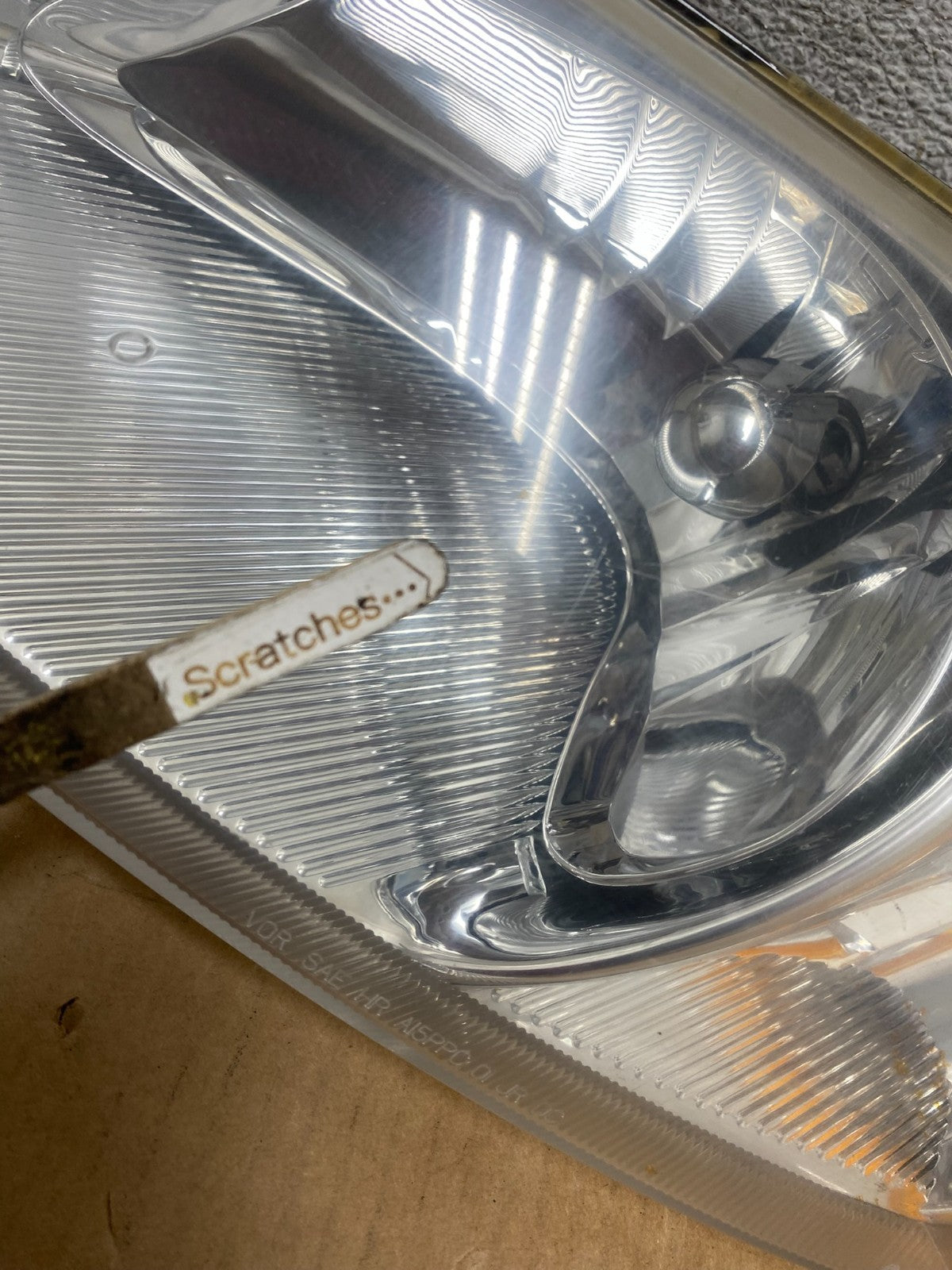 2001 - 2006 Dodge Stratus Left+Right Set Halogen Headlight AI4708 DG4