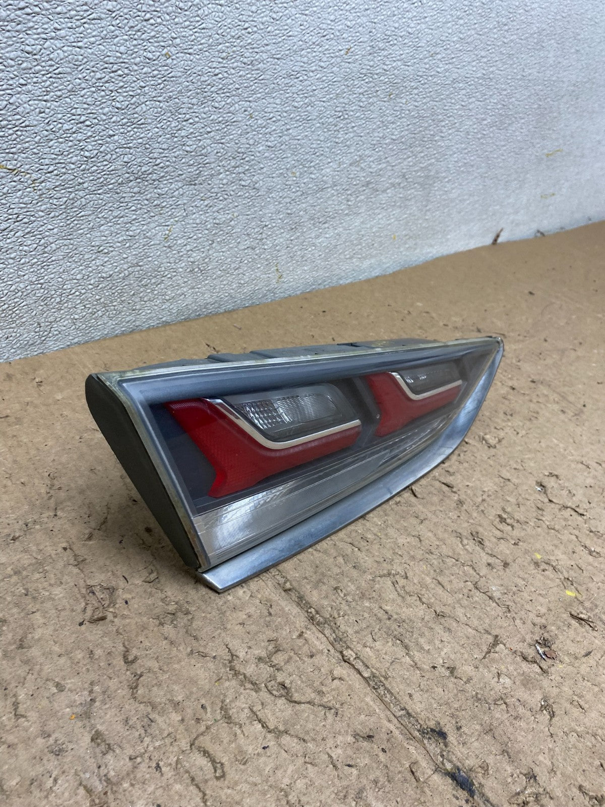 2018 - 2019 Hyundai Sonata Hybrid Left Driver LH Inner Tail Light OEM V4518 DG2