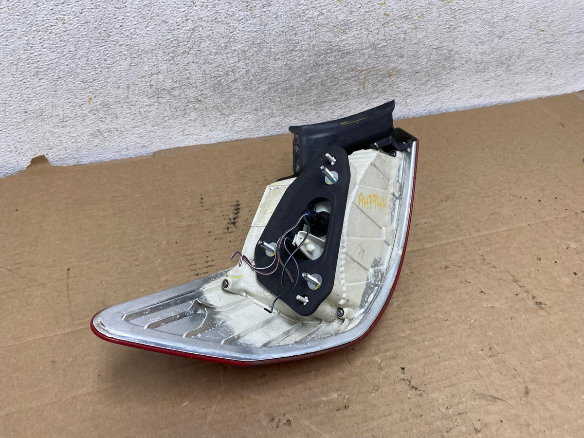 2010 2011 2012 Lincoln MKZ Right Passenger RH Side Tail Light AH7944 LK5