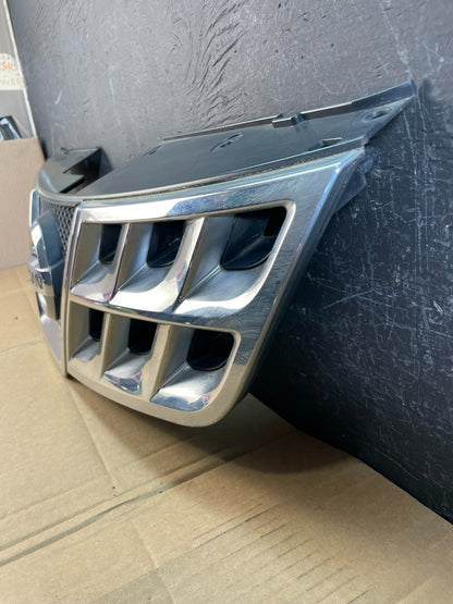 2011 to 2015 Nissan Rogue Front Upper Chrome Grill Grille AC5290 DG1
