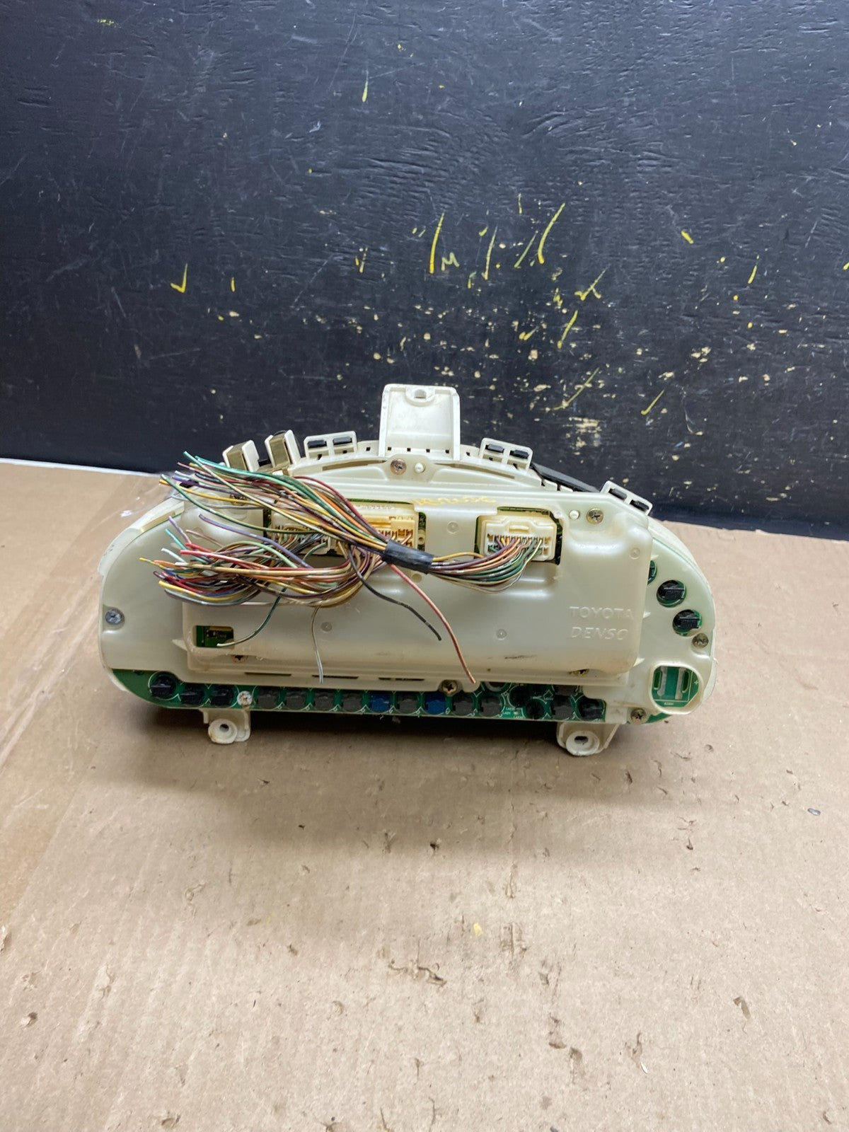 2000 to 2003 Lexus RX300 Speedometer Cluster Gauge OEM AB20365