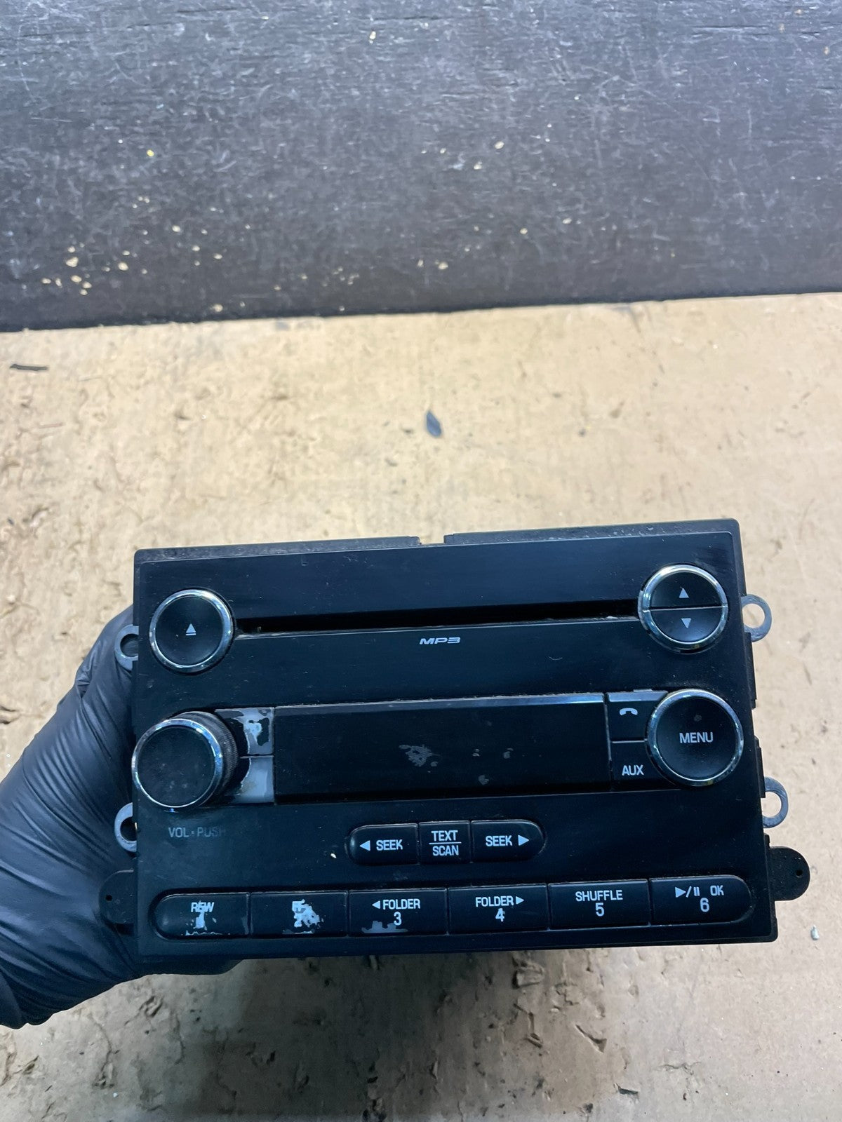 2007 2010 Ford Fusion Mercury Milan Radio Stereo AM/FM CD Player Oem W7021 DG0