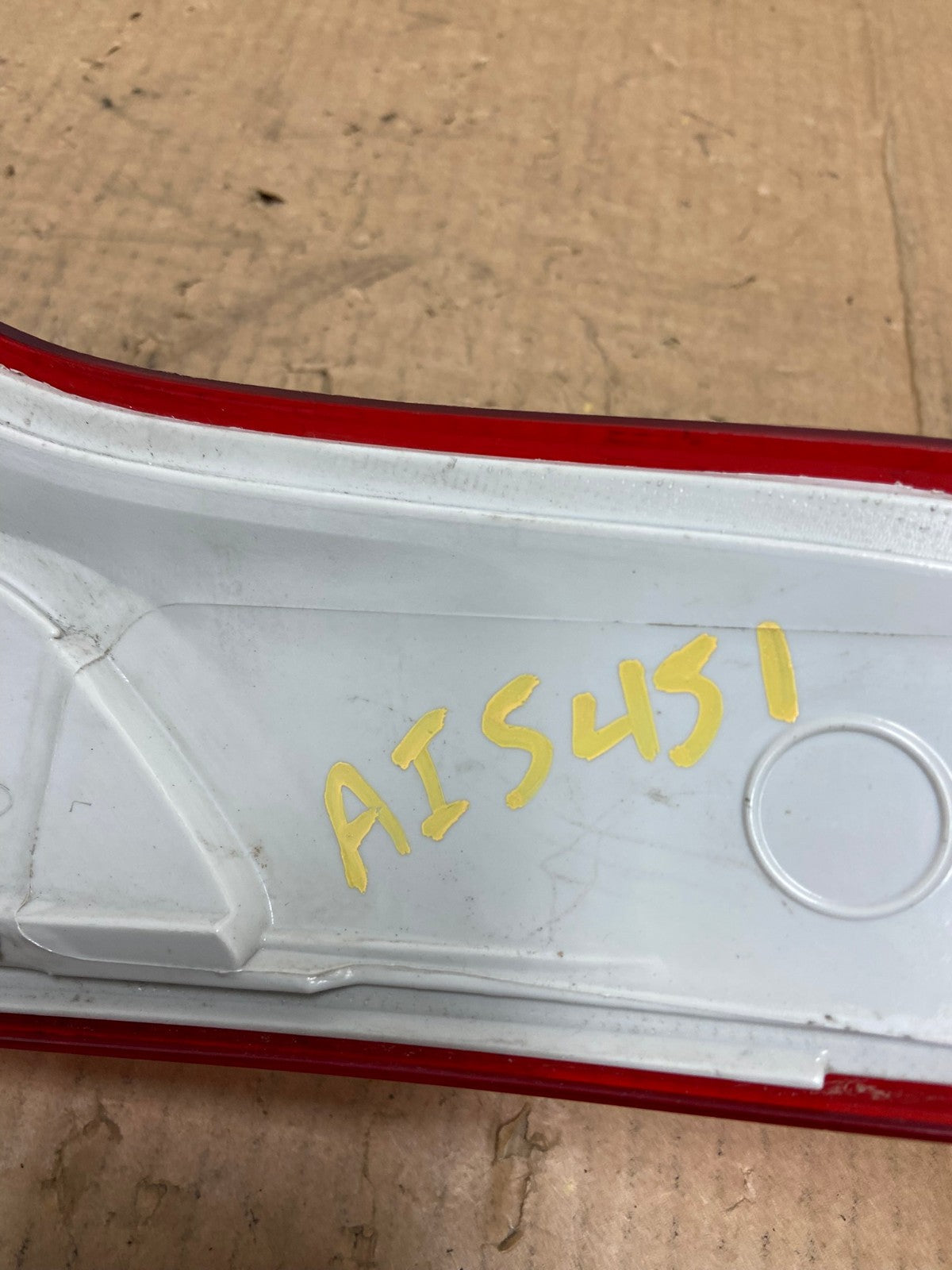 2013 to 2016 Ford Escape Right Passenger RH Side Tail Light AI5451 LK6