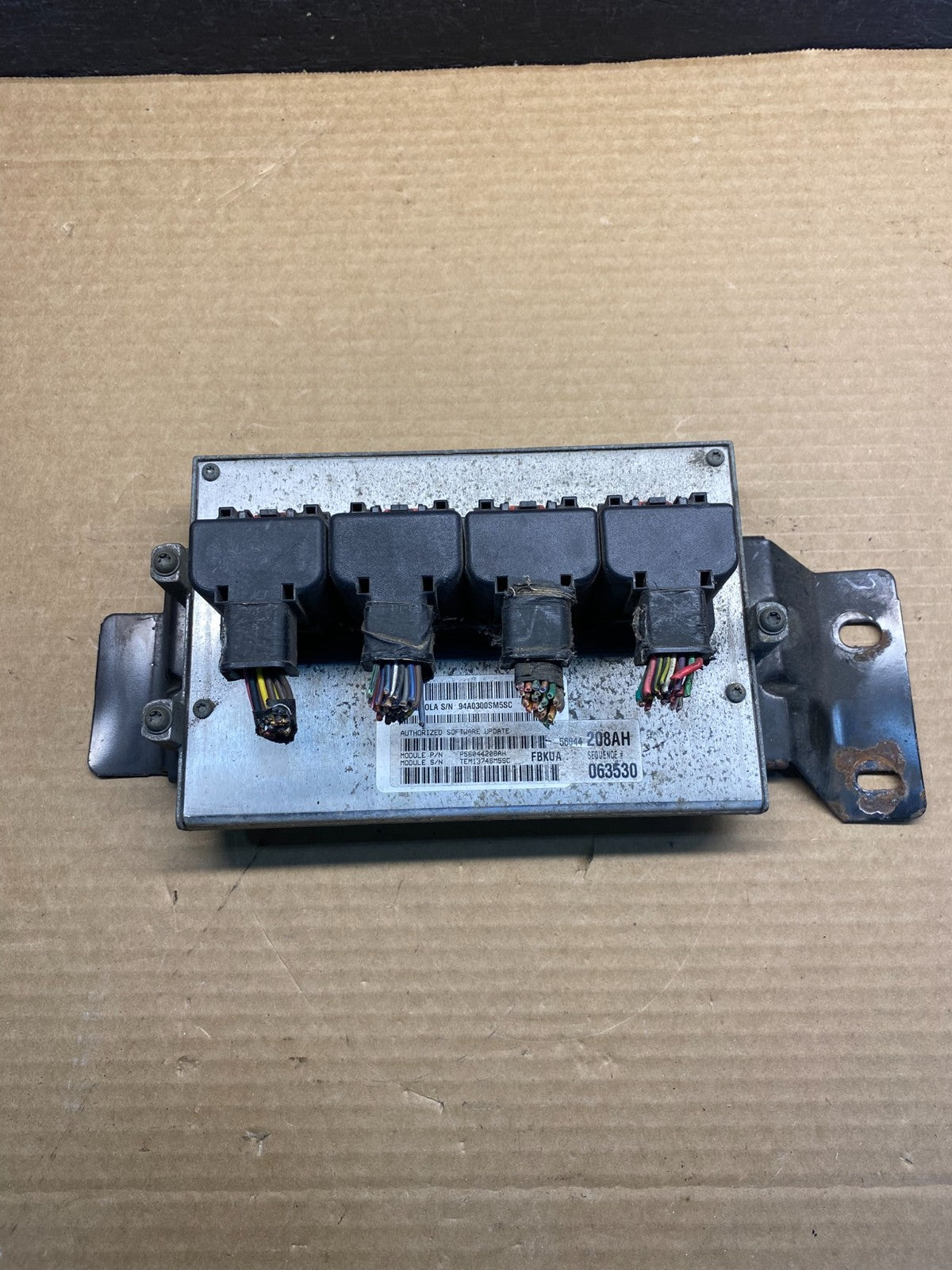 2004 Jeep Liberty 3.7L Engine ECU Computer Module ECM AF4112 DW0