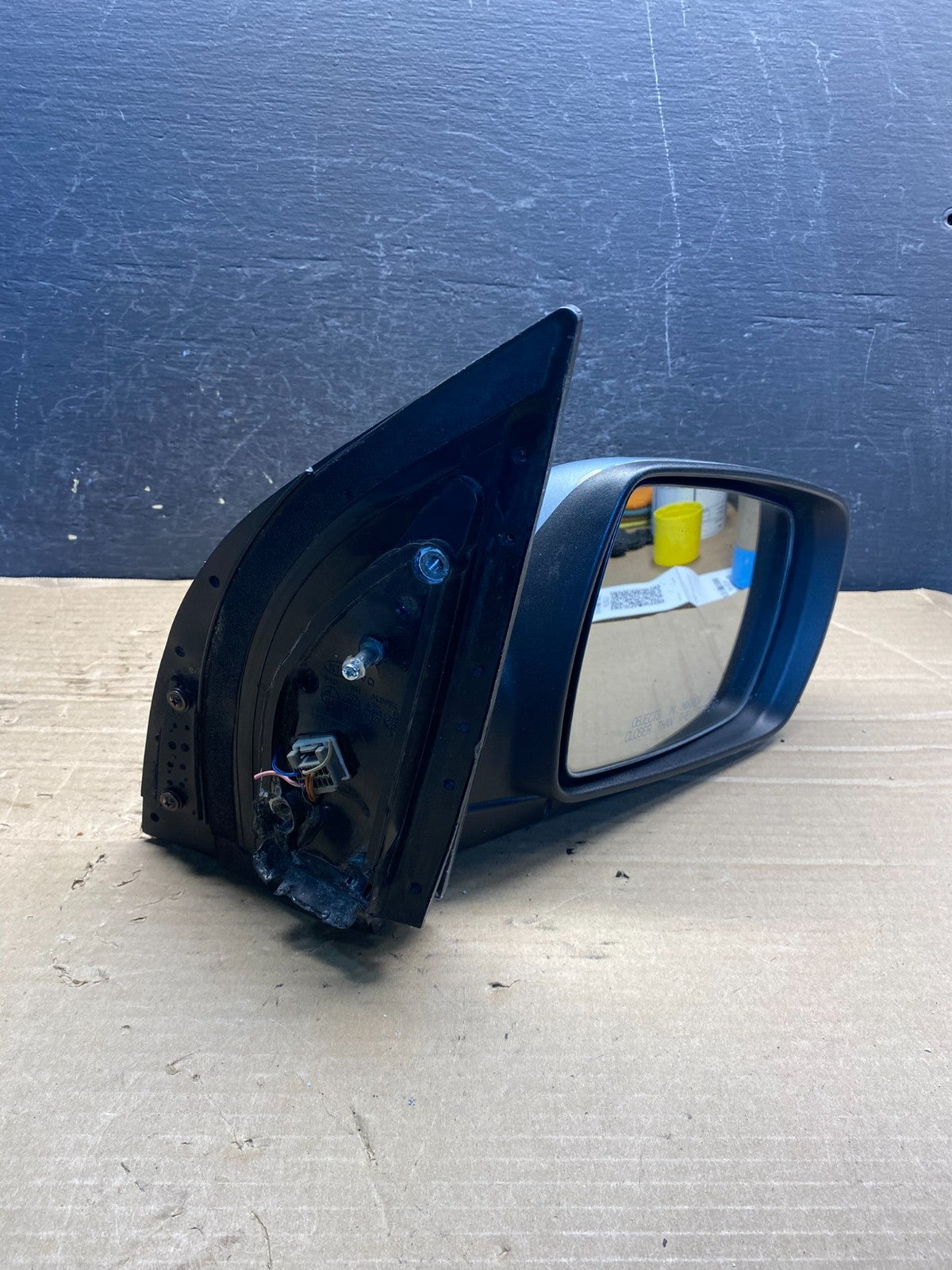 2011 to 2014 Kia Sedona Right Passenger RH Side Door Mirror AF0070 DW9