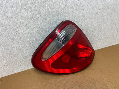 2004 to 2007 Dodge Grand Caravan Left Driver Lh Tail Light AE1337 LK2