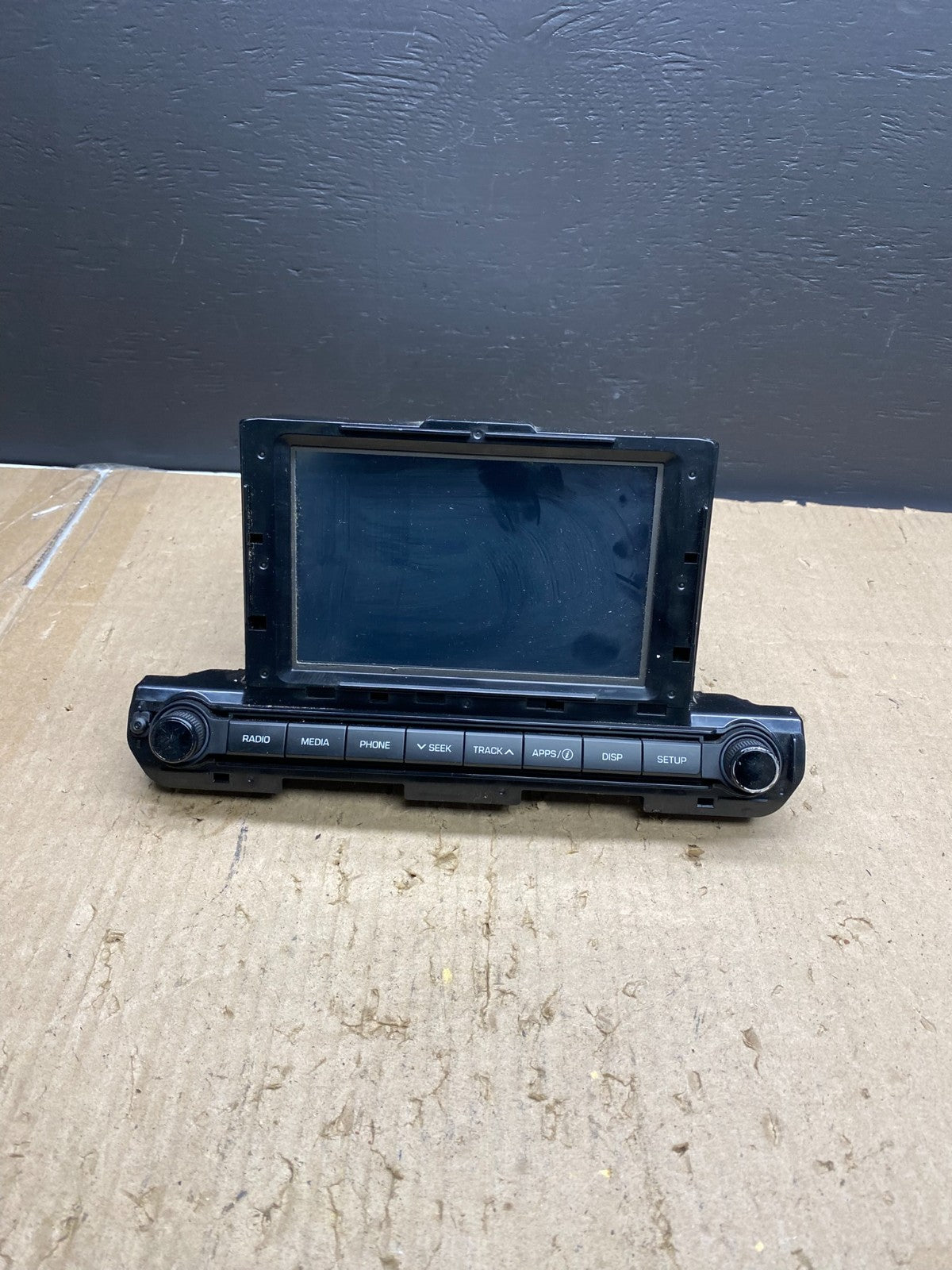 2017 to 2018 Hyundai Elantra  Radio Clock Digital Player FM/AM AB5653 DG3