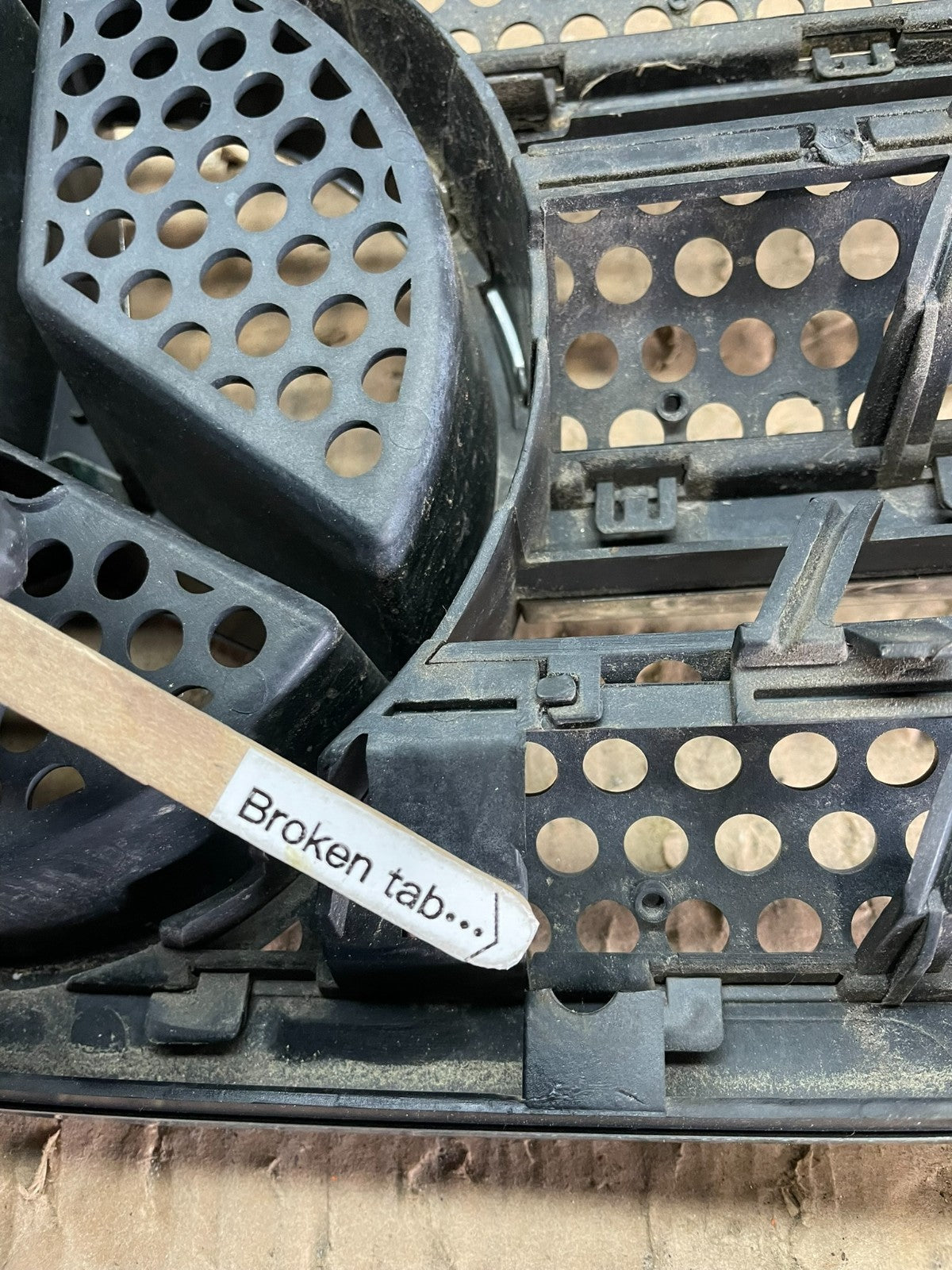 1998 to 2005 Mercedes-Benz ML320 Front Upper Grille Grill OEM ab3218 DG7