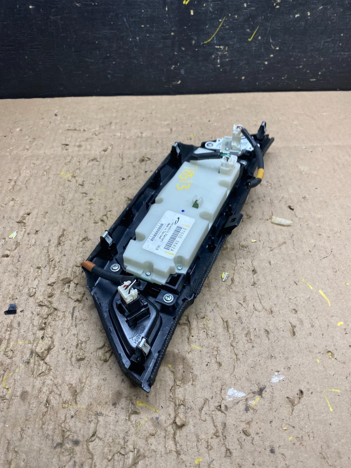 2013 to 2018 Nissan Pathfinder Radio Audio Climate Control t8513 DG4