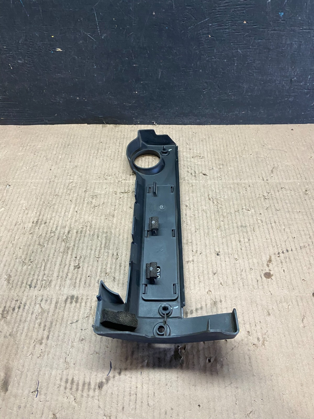 1999 to 2003 Acura TL 3.2L VTEC Engine Motor Cover Front Trim i3625 DG1 OEM6