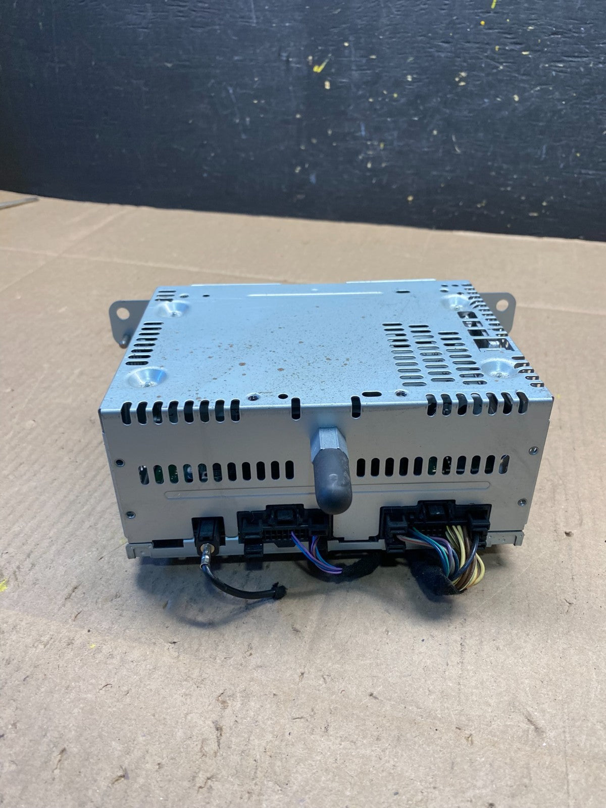 2014 2015 Ford Explorer Audio Equipment Radio Receiver AM FM CD r5981 DG3