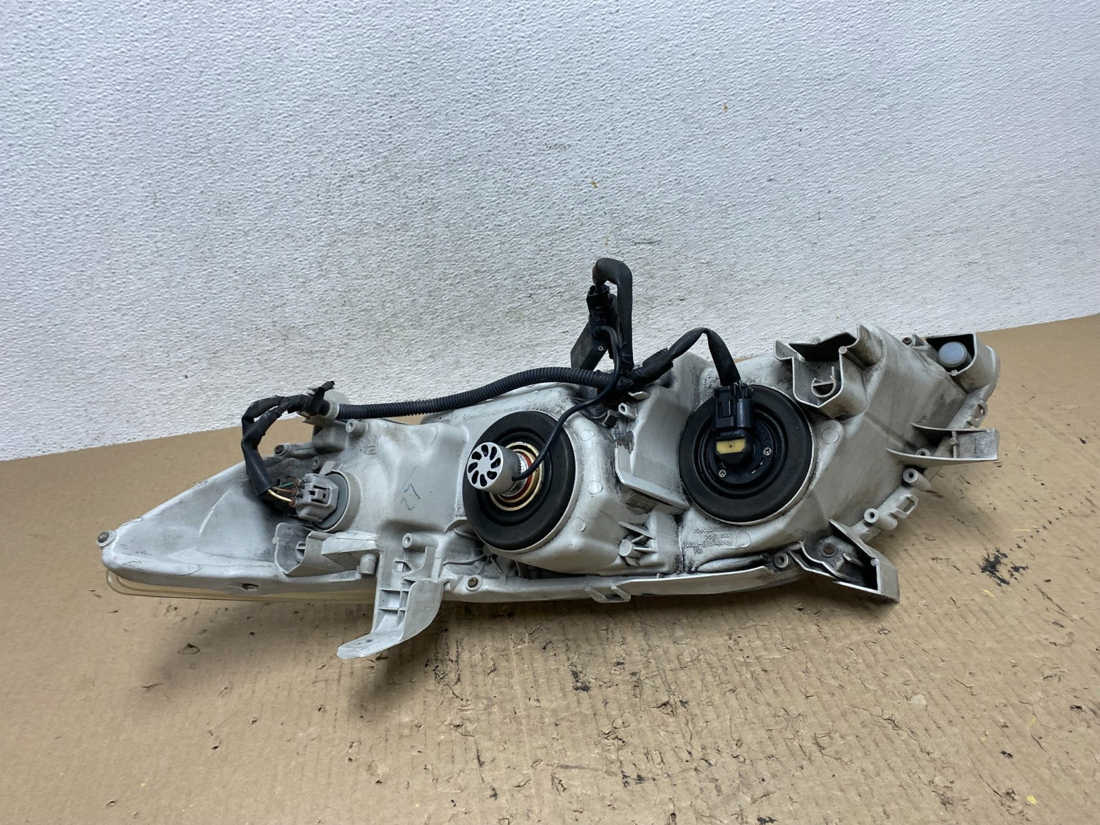 2007 - 2009 Toyota Camry Halogen Right Passenger Headlight AF7261 DW4