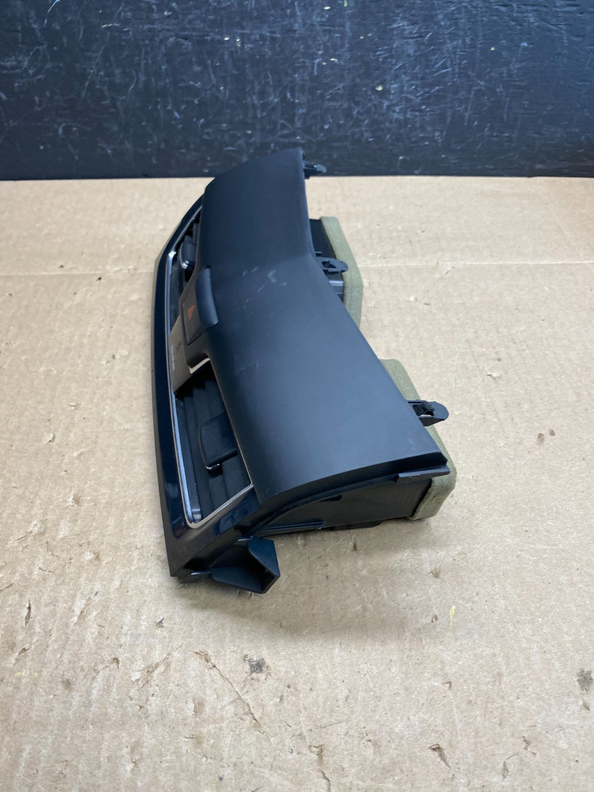 2013-2015 Nissan Altima Center Dash Vents Ac Air Vent Trim Panel Bezel AC6318 DG3