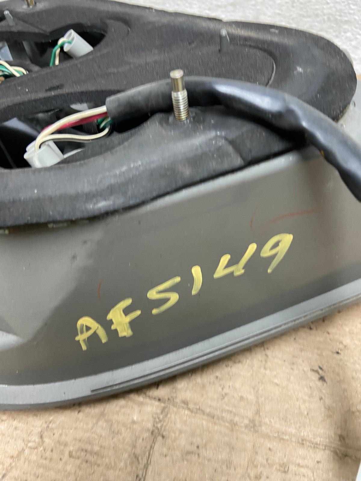 2005 to 2006 Toyota Camry Tail Light Right Passenger Side AF5149 LK6
