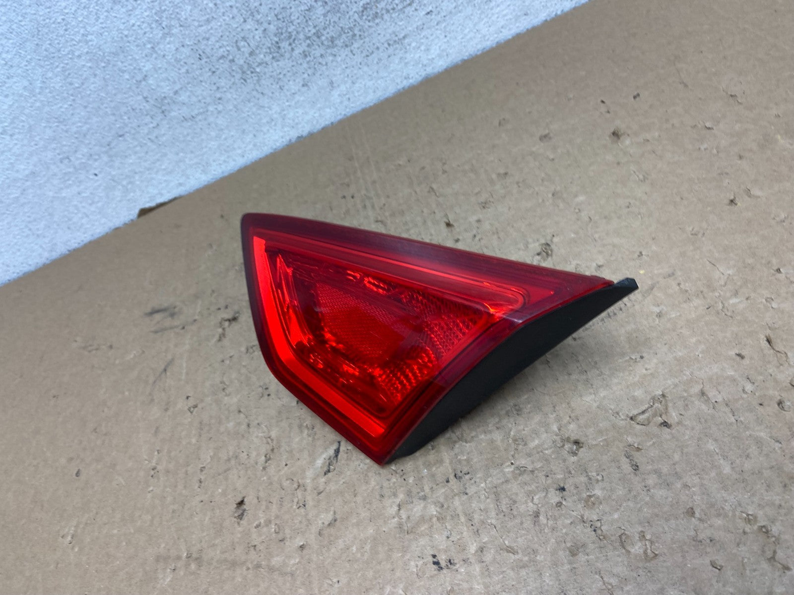 2014 to 2020 Chevrolet Impala Right Passenger RH Side Inner Tail Light AF8042 DW1