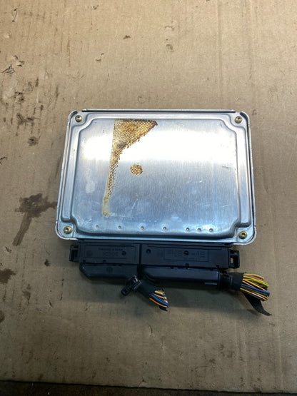 2002 to 2006 Maserati Spyder 4.2 Engine Control Module ECM 261206950 AC09621