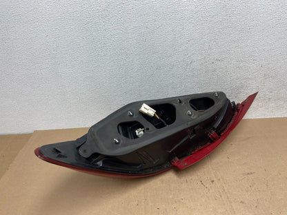 2013-2016 Hyundai Genesis Coupe Left Driver LH Tail Light AE6019 DG4