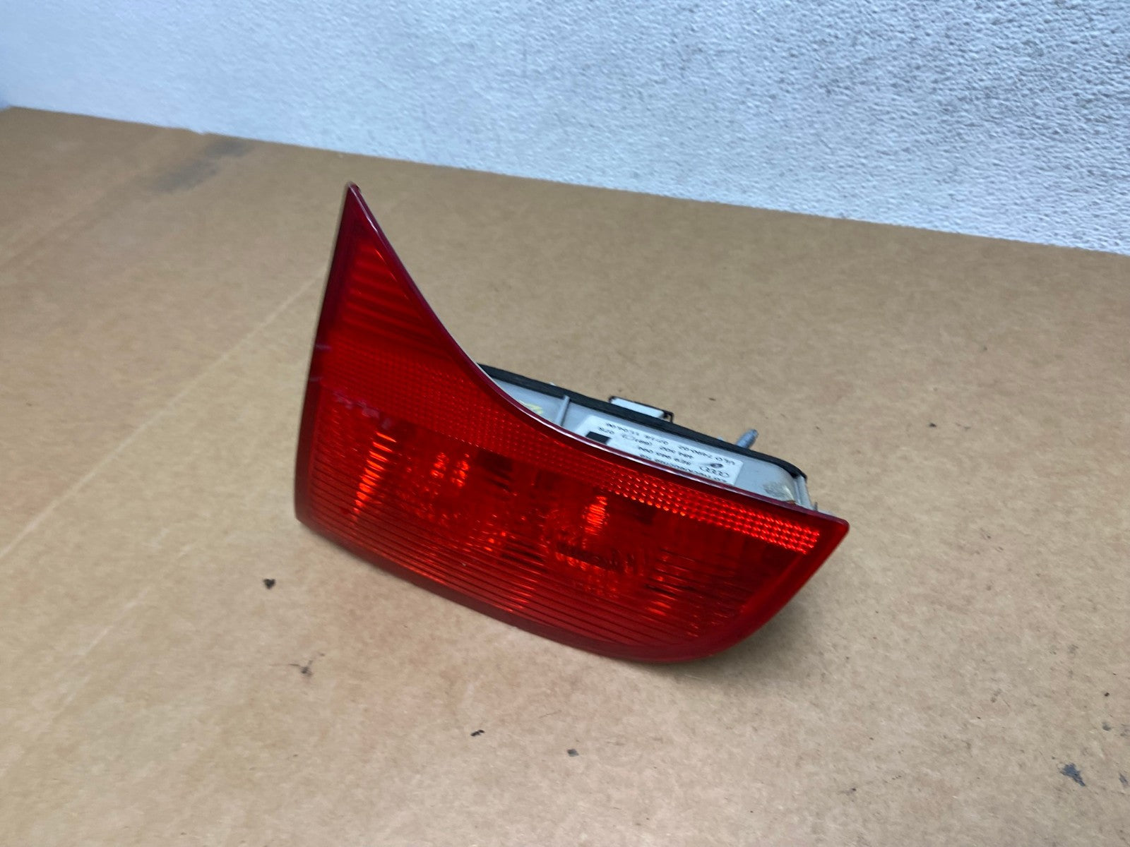 2004 to 2008 Audi A4 Avant Right Passenger RH Inner Tail Light AE2918 LK1