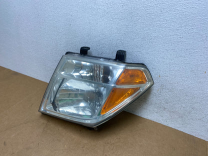 2005-2007 Nissan Pathfinder Halogen Headlight Left Driver LH AE3161 DW1