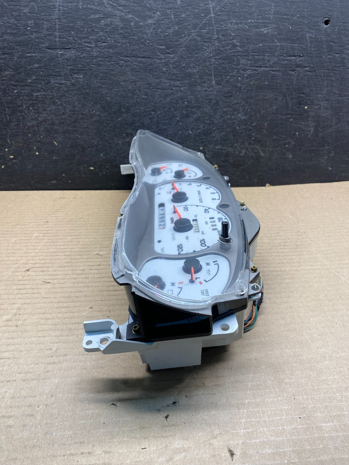 2001 to 2003 Ford Ranger Speedometer Instrument Cluster AH9683 DW2