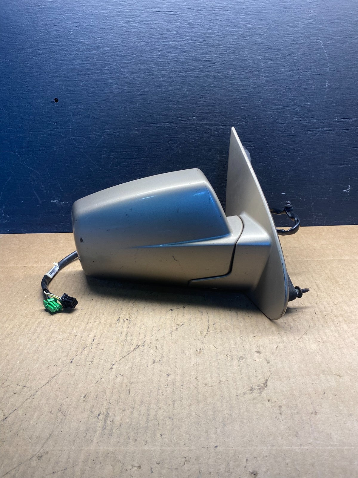 2004 to 2009 Cadillac SRX Right Passenger RH Side View Door Mirror AC4264 MS0