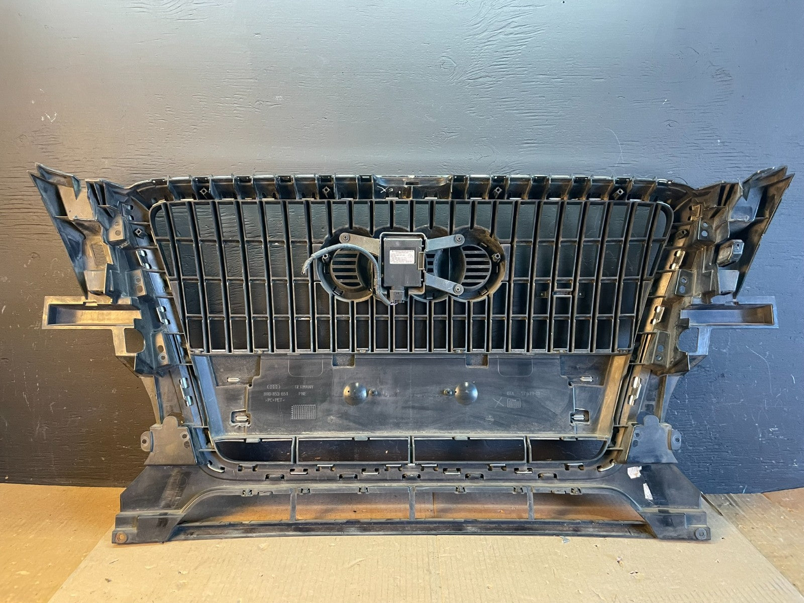 2013 to 2015 Audi Q5 Front Upper Grill Grille Chrome Black ab7888 DG7
