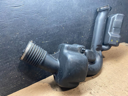 2011 - 2013 Dodge Durango 3.6L Resonator Air Intake Tube Y6709 DG5