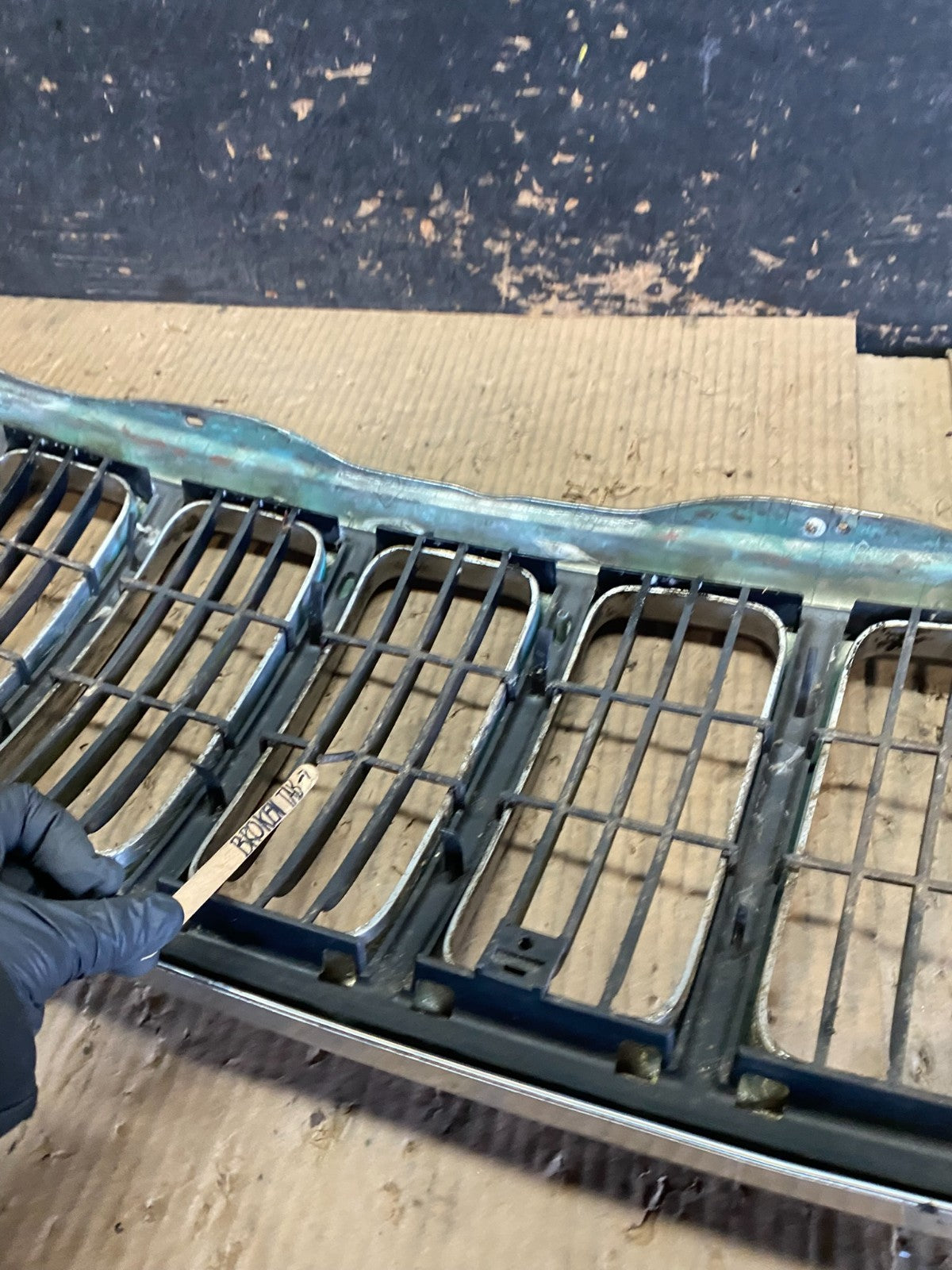 1999 to 2003 Jeep Grand Cherokee Front Upper Grill Grille Oem  x0070 DG10