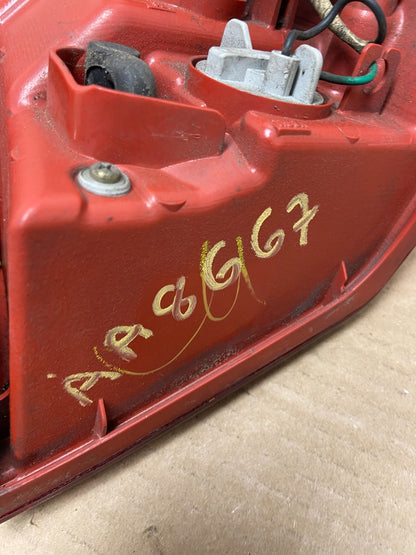 2004-2005 Mitsubishi Endeavor Left Driver LH Tail Light Oem AA8667 LK6