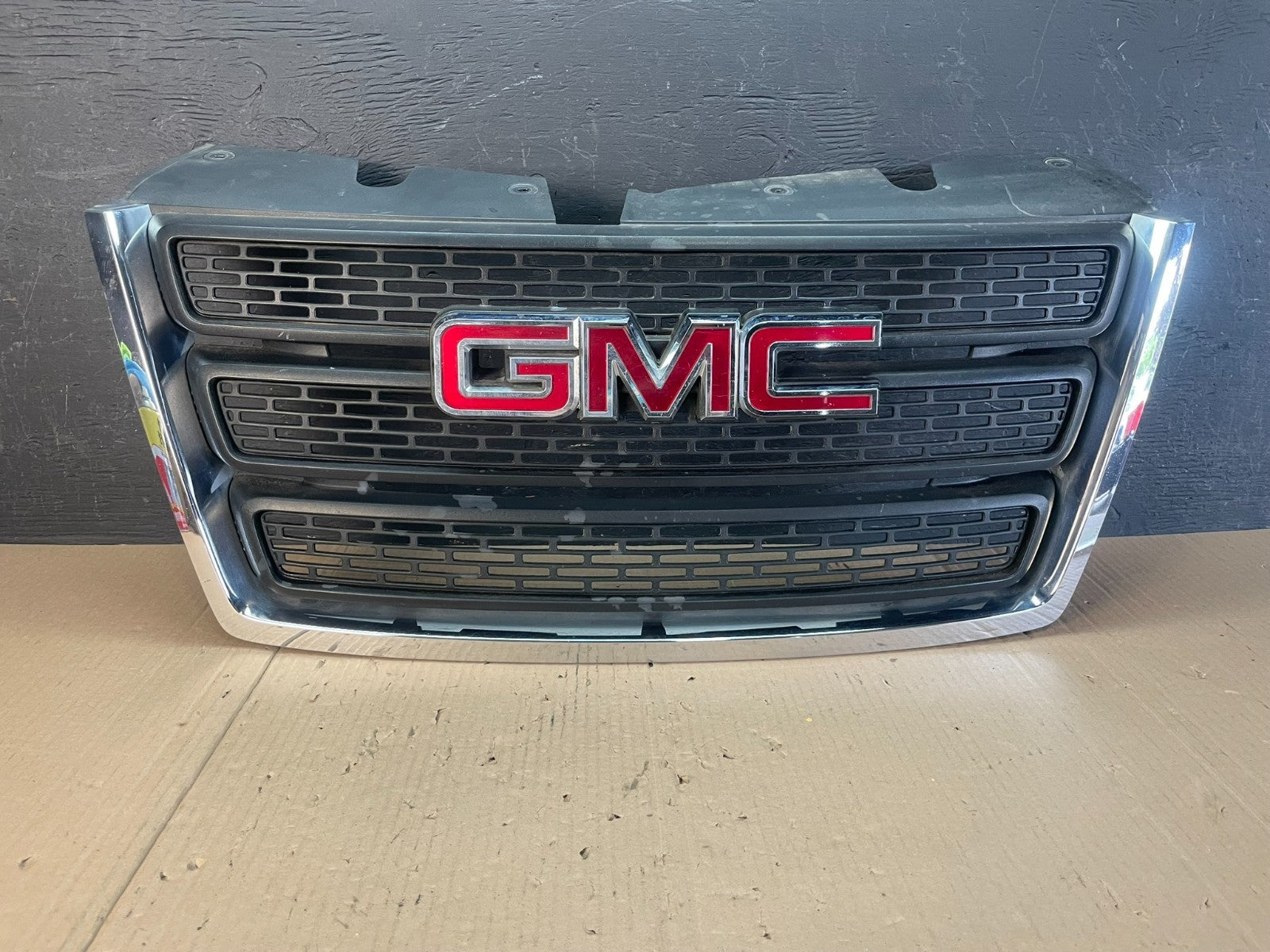 2010 to 2015 Gmc Terrain Front Upper Grill Grille AD8740 DG0