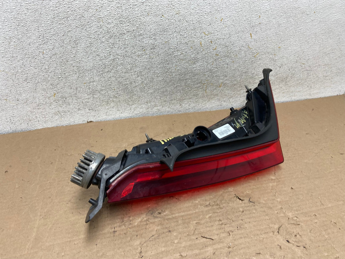 2013 to 2017 Cadillac XTS Right Passenger RH Tail Light AI0941 LK5
