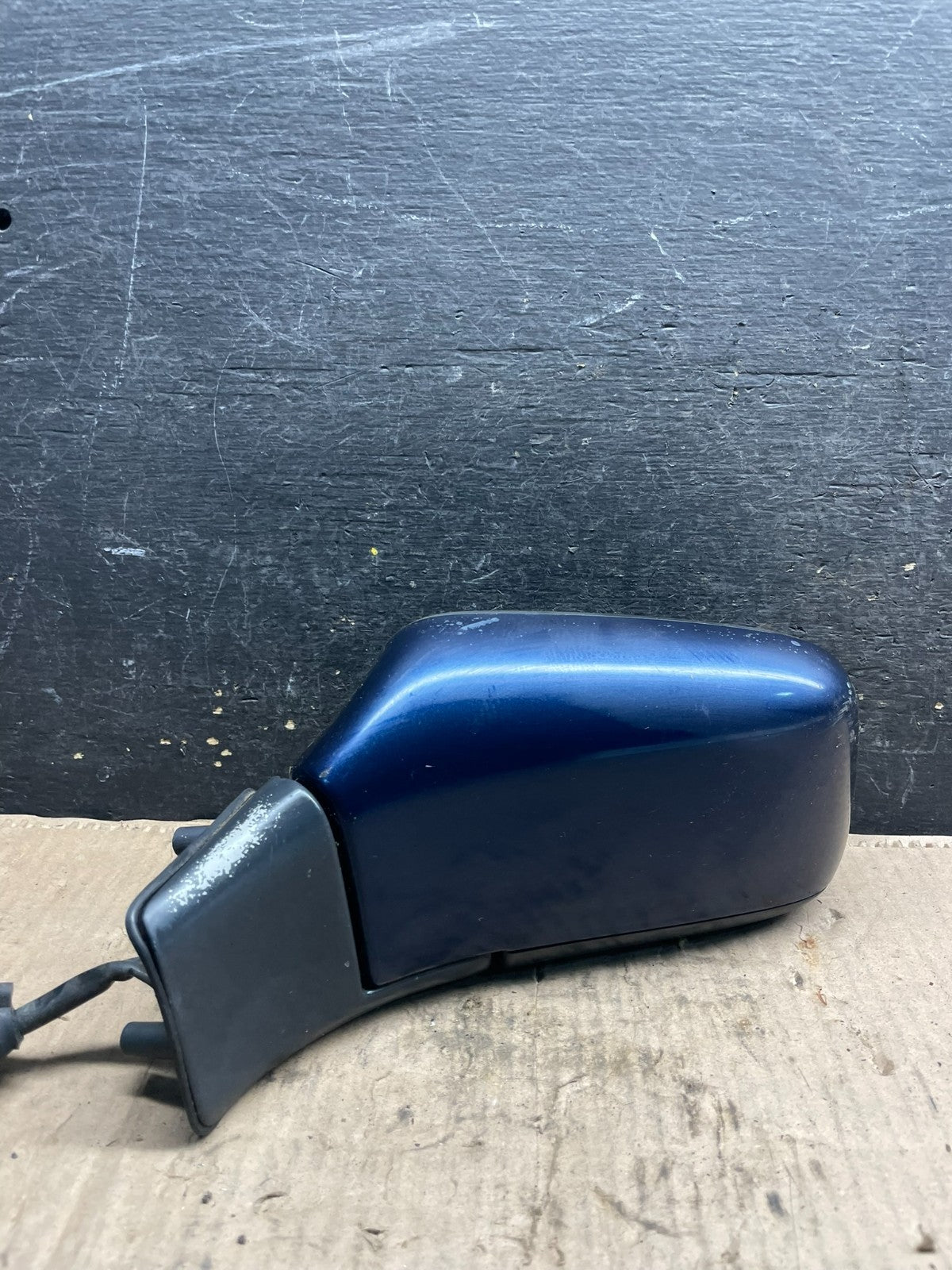 1996 to 2000 Volvo V70 70 Series  Left Driver Side View Door Mirror T2982 DG0