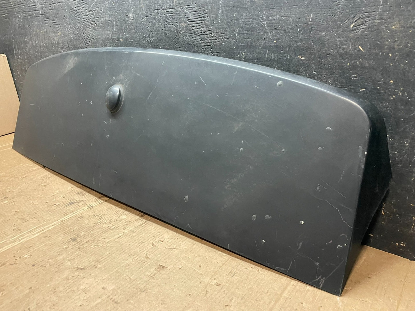 2007 to 2010 Ford Edge Rear Spoiler Wing With Brake Light OEM Z5948 DG3