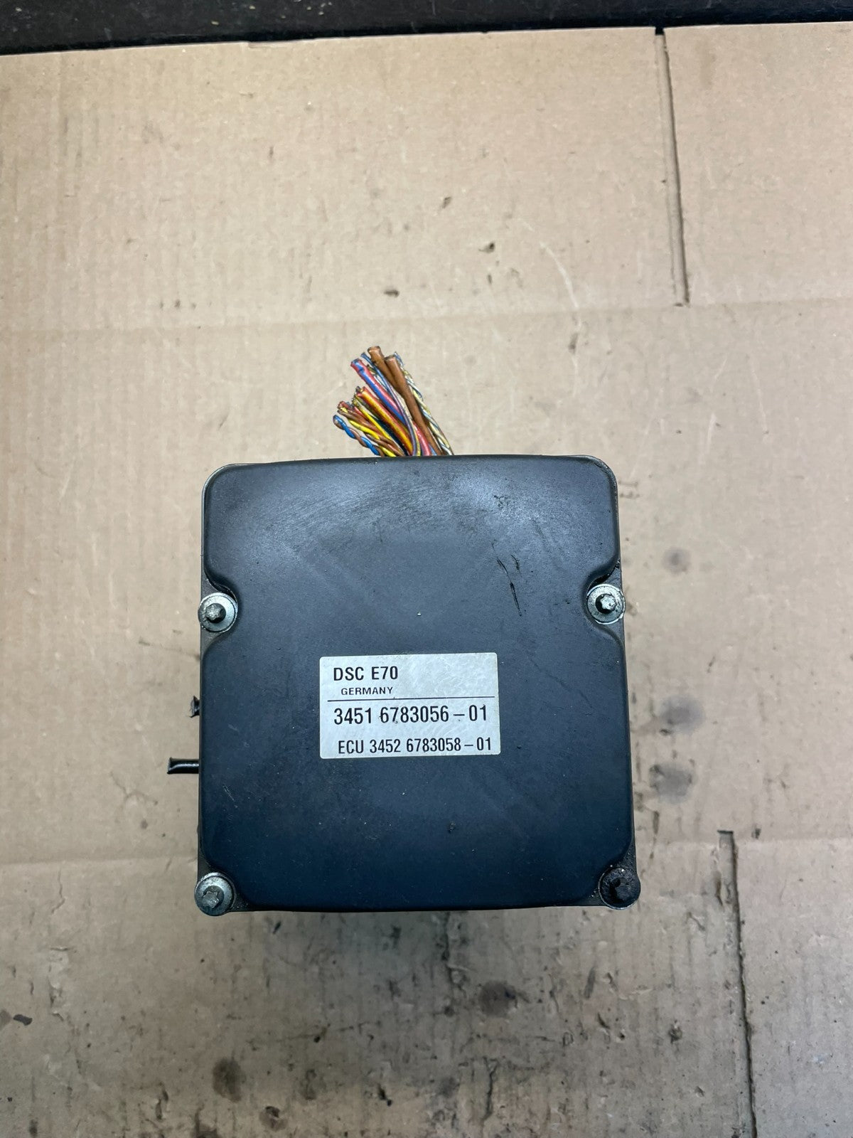 2007 to 2013 BMW X5 E70 ABS Anti-Lock Brake Pump Module OEM V9100 DG4