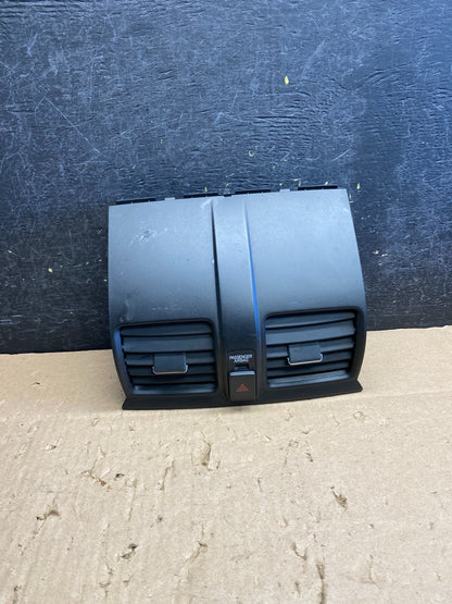 2007 to 2011 Honda CRV CR-V Front Center Panel Clock Air Vent AJ1600 DG0