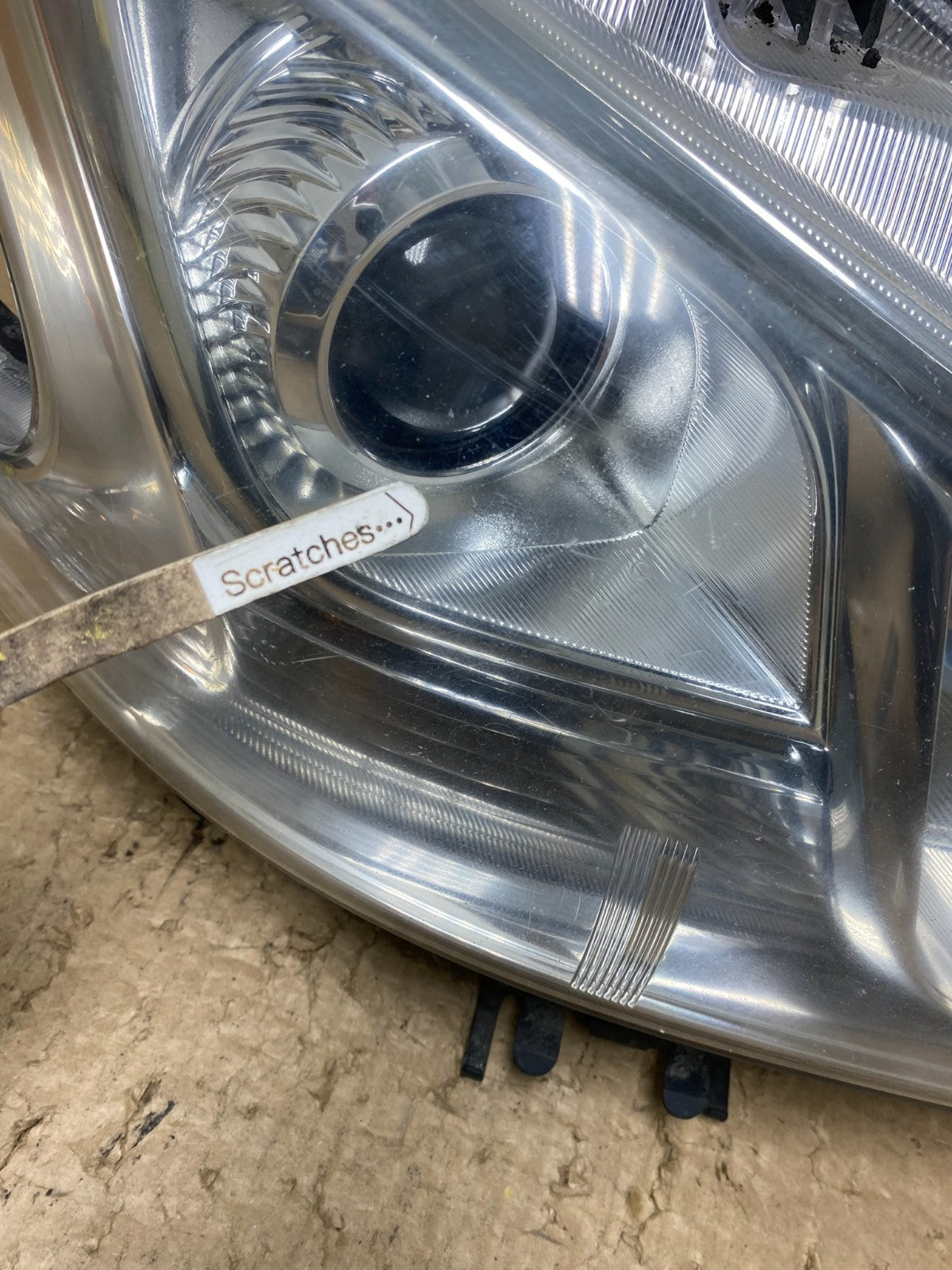 Halogen 2009-2014 Nissan Maxima Right Passenger Headlight AF8384 DW3