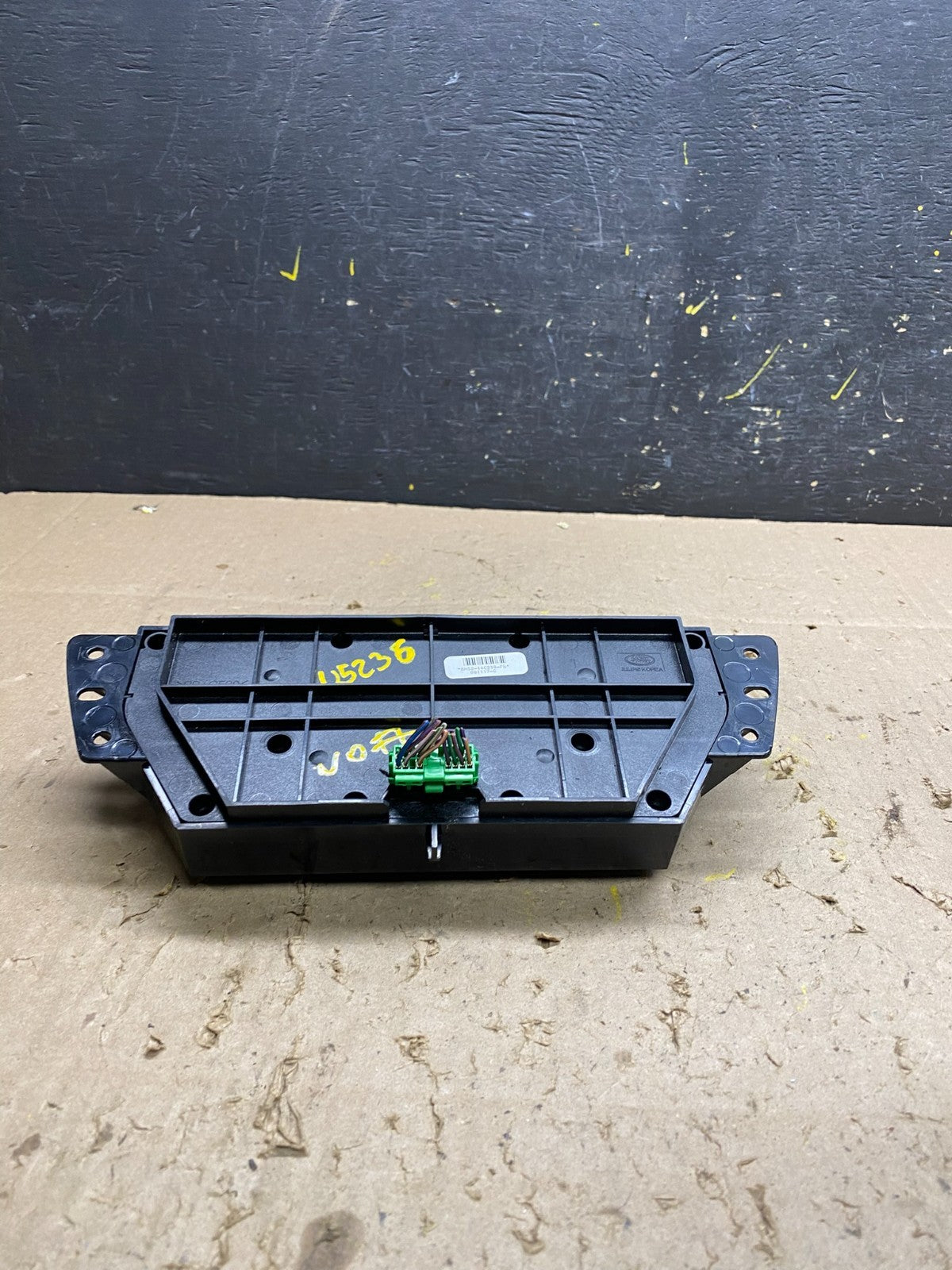2008 to 2012 Land Rover Lr2 Ac Heater Climate Control Oem U5236 DG5