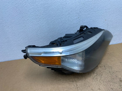 2004 to 2007 BMW 525i 5 Series Headlight Right Passenger Xenon AFS AD0521 DW2