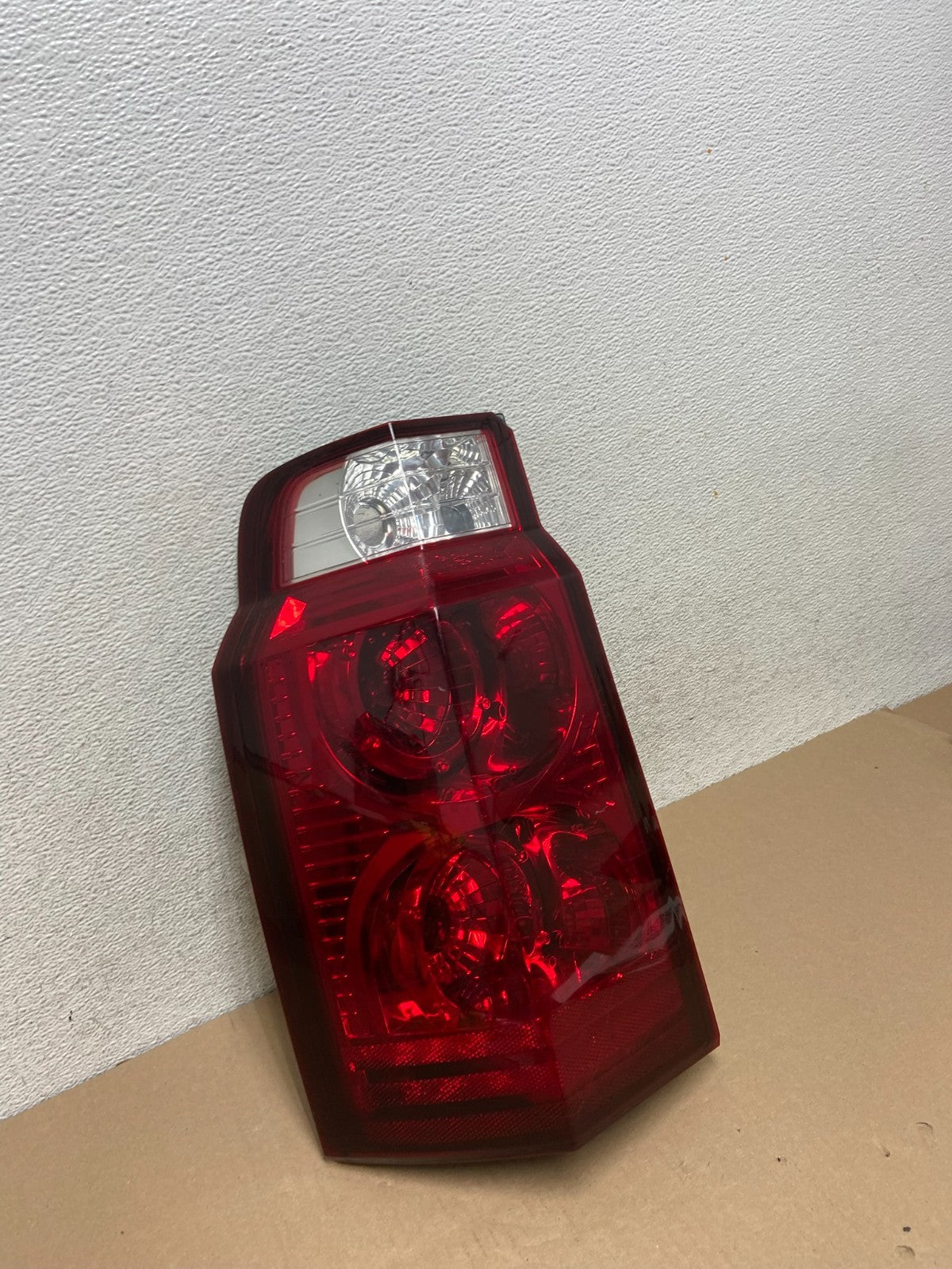 2006 to 2010 Jeep Commander Left Driver Side Tail Light AG6594 DW2