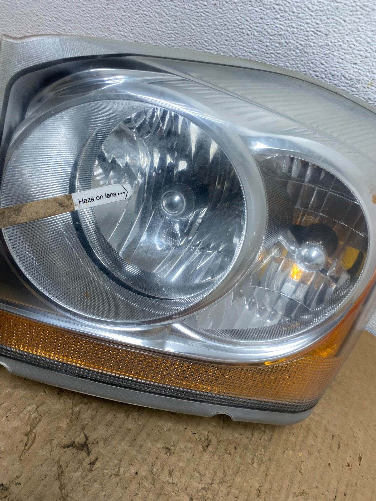 2004 2005 2006 Dodge Durango Left Driver LH Headlight AC7799 DW4