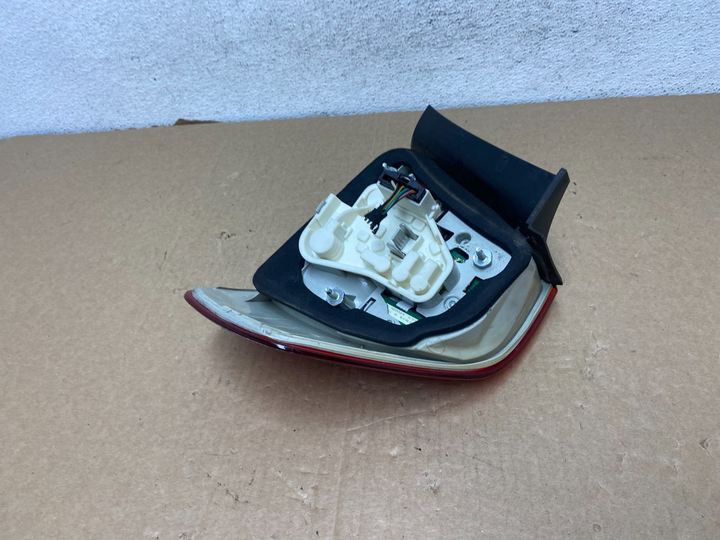 2009 2010 BMW 323i 325i 328i 335i 3 Series Left Driver Tail Light AF7326 DW4