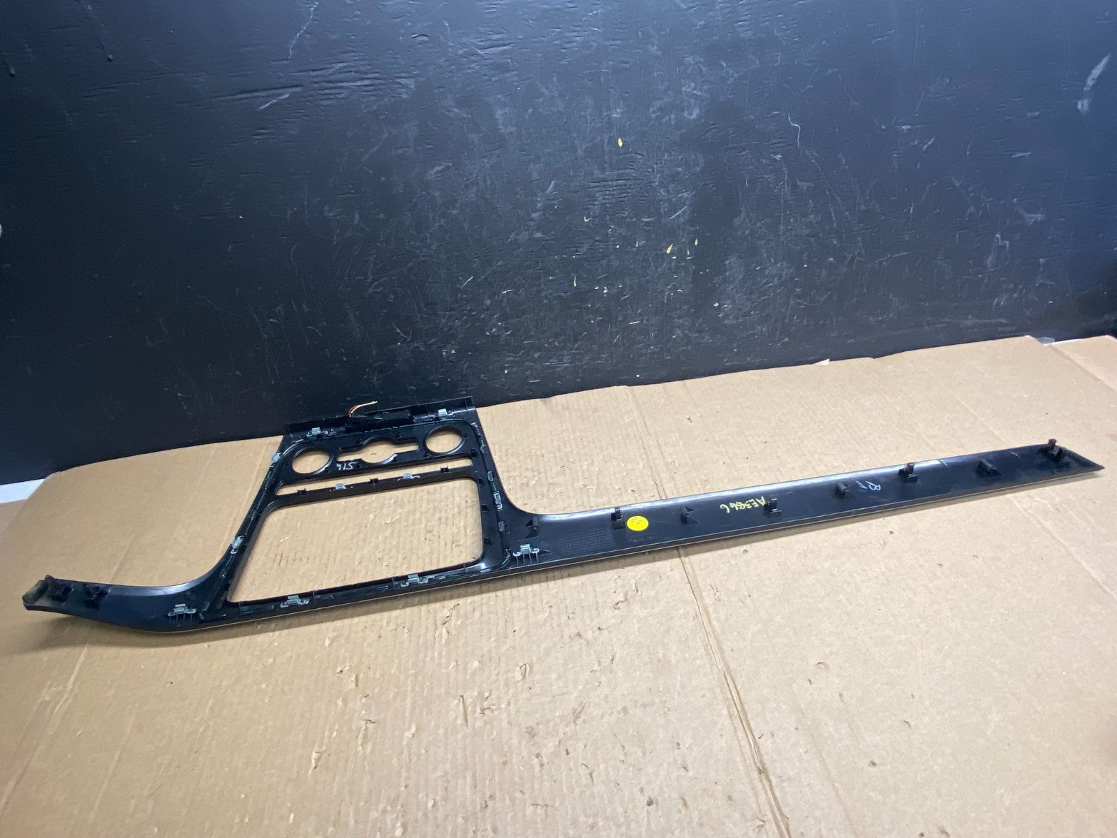 2012 to 2015 Volkswagen Passat Radio Dashboard Bezel Trim Cover ae3866 DG2
