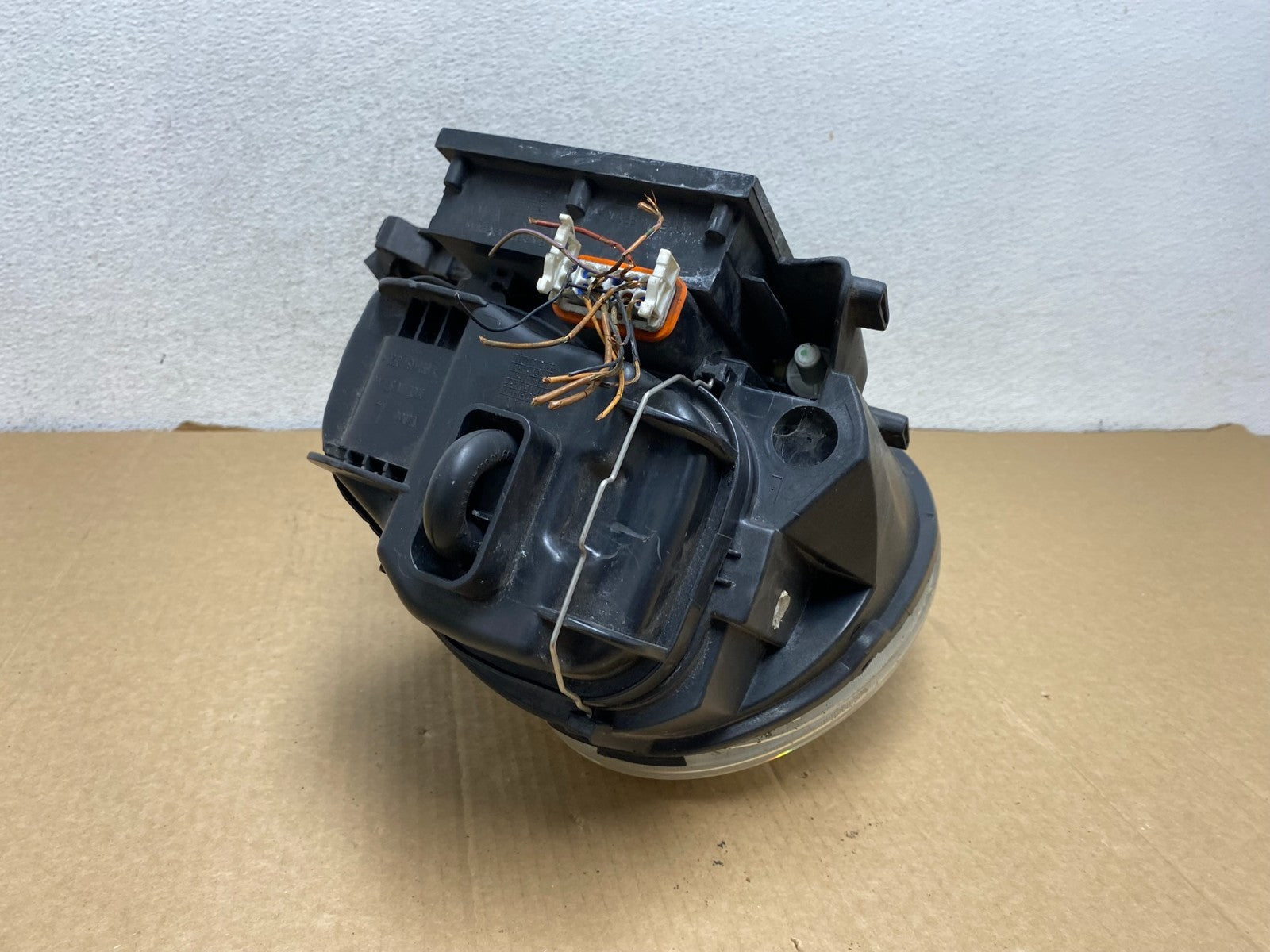 2004 - 2006 Porsche Cayenne Left Driver LH Side Xenon HID Headlight AG1983 DW9