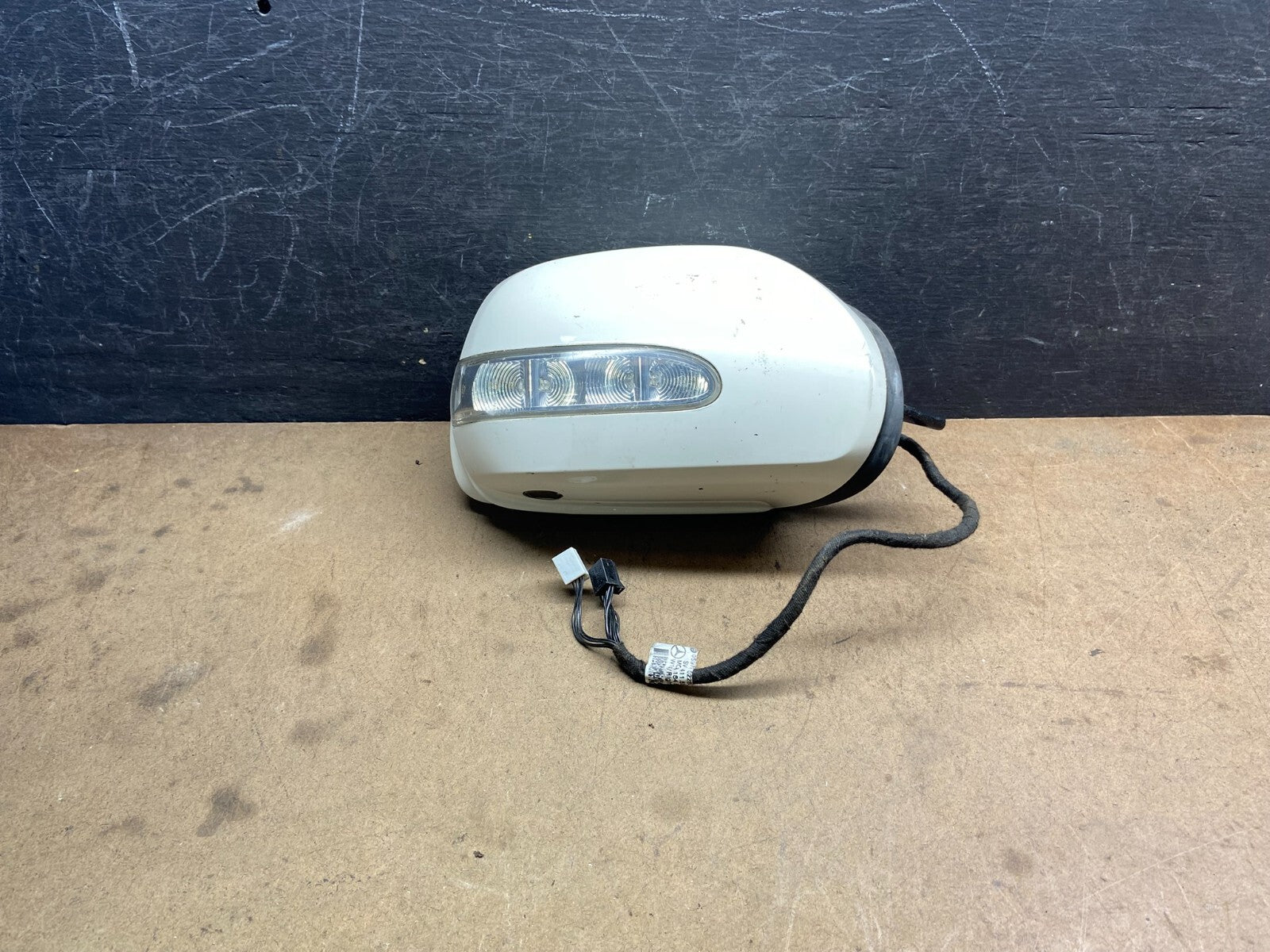 2007 2008 Mercedes GL-Class Right Passenger Door View Mirror OEM M2997 DG0