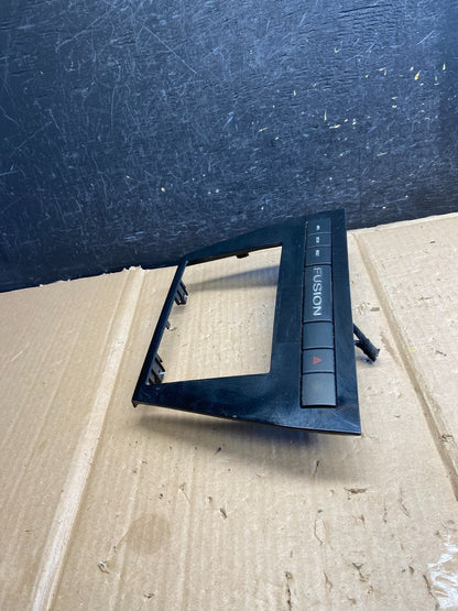 2006 to 2009 Ford Fusion Center Dash Radio Bezel Trim ai2678 DG2