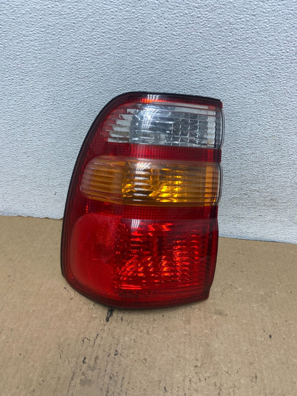 1998 to 2002 Toyota Land Cruiser Left Driver LH Side Tail Light AG2357 DW0